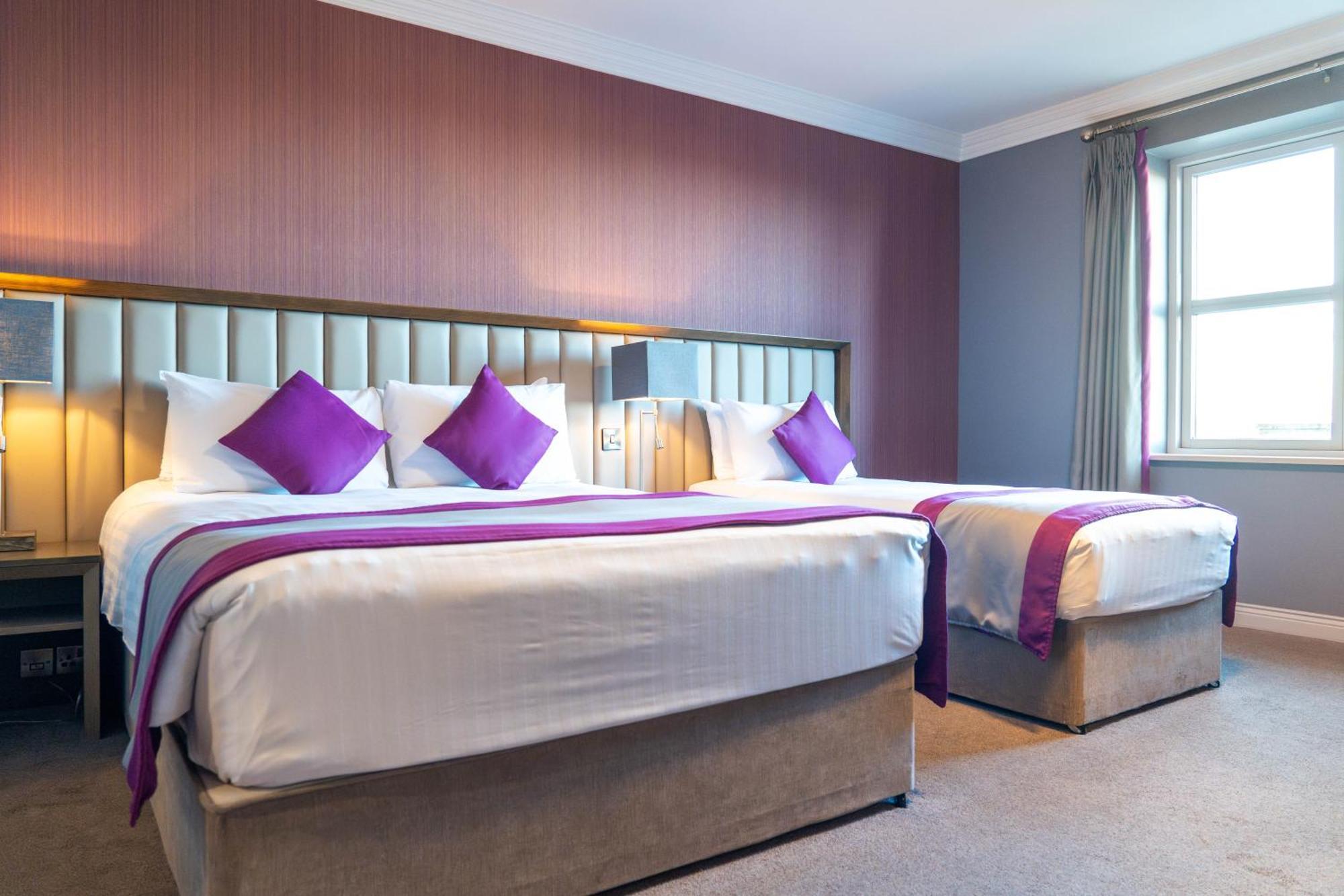 Midlands Park Hotel Port Laoise Exterior photo